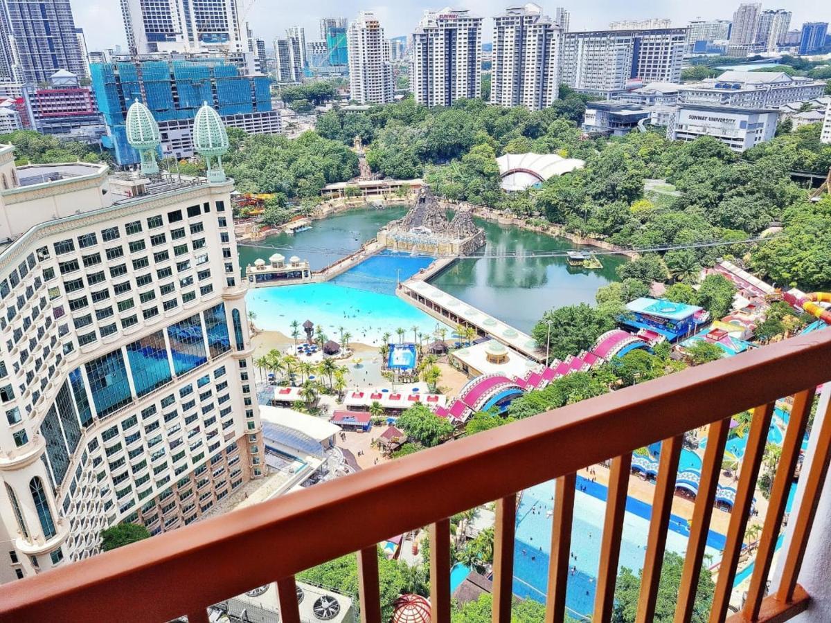 Exclusive Family Suites 5-6 Pax @ Sunway Pyramid เปอตาลิงจายา ภายนอก รูปภาพ