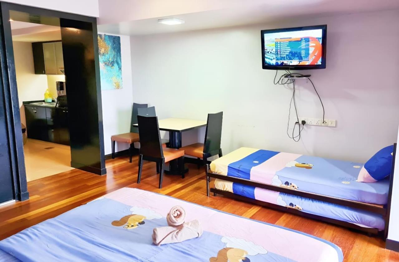 Exclusive Family Suites 5-6 Pax @ Sunway Pyramid เปอตาลิงจายา ภายนอก รูปภาพ