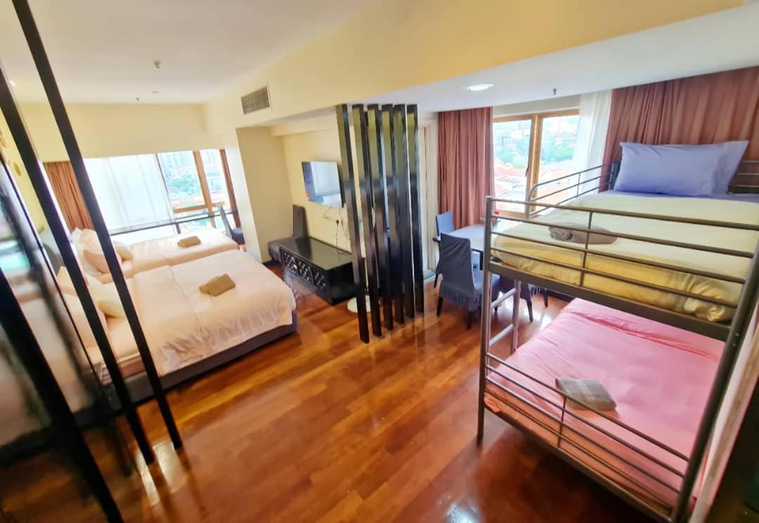 Exclusive Family Suites 5-6 Pax @ Sunway Pyramid เปอตาลิงจายา ภายนอก รูปภาพ