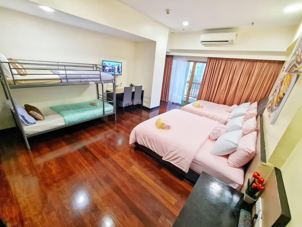 Exclusive Family Suites 5-6 Pax @ Sunway Pyramid เปอตาลิงจายา ภายนอก รูปภาพ